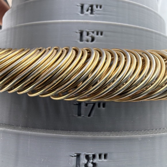 Vintage Slinky Coil Necklace Gold Tone Spring Wrap 17" - Picture 5 of 6